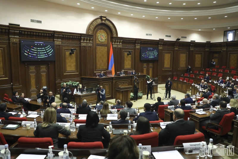 Поправки в закон “О пособиях по временной нетрудоспособности и материнству” доработают 