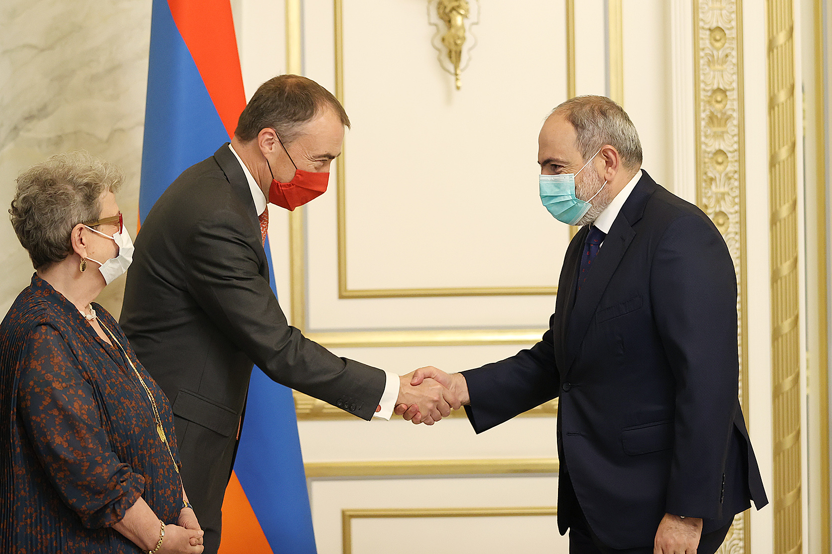 Пашинян и спецпредставитель ЕС обсудили отношения Армении с Европой и карабахский конфликт