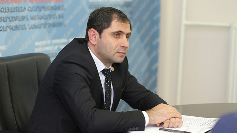 Министр территориального управления и инфраструктуры Армении посетит Грузию