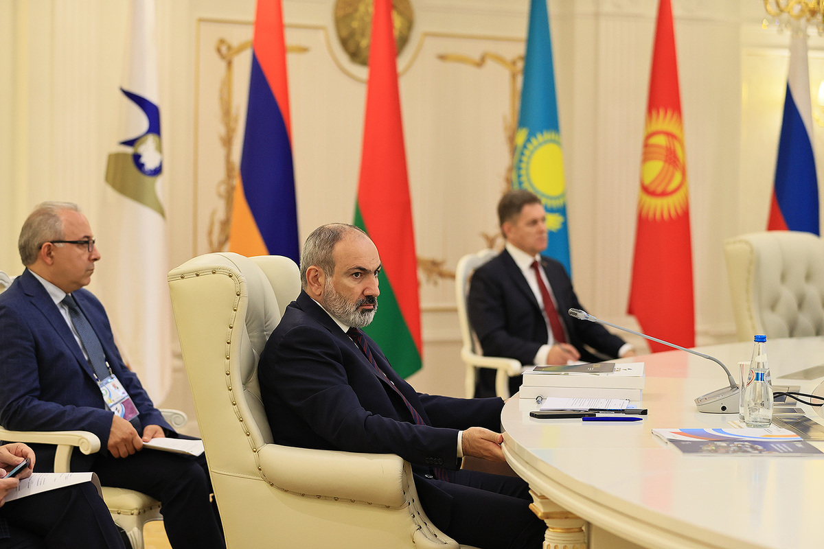 Никол Пашинян в Минске принял участие в заседании Евразийского межправсовета