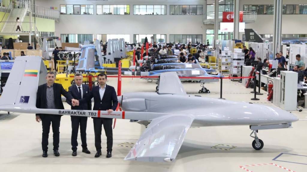 Yeni Akit: турецкая компания Baykar начнет производить боевые БПЛА на Украине в 2025 году