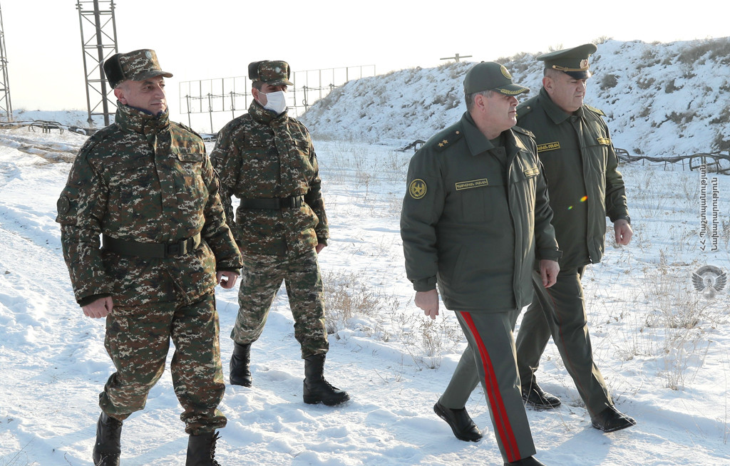 Начальник Генштаба ВС Армении посетил одну из воинских частей ПВО