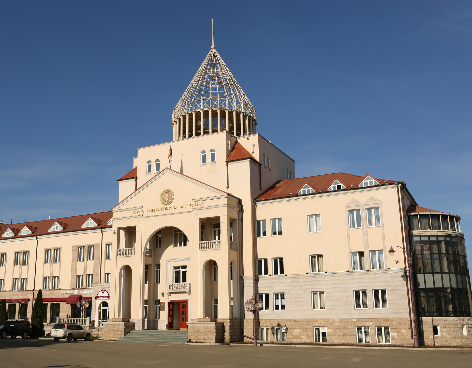 Парламент Арцаха созывает внеочередное заседание в связи со сложившейся ситуацией