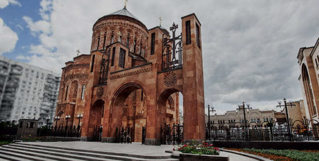 Армянские деятели науки и культуры России выступили с заявлением в защиту ААЦ