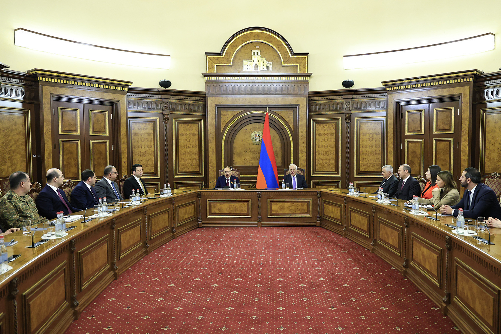 Никол Пашинян провел заседание Совета Безопасности