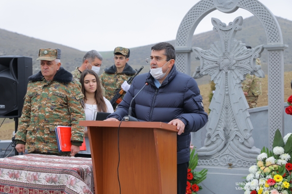 Араик Арутюнян вновь подчеркнул роль российской миротворческой миссии в Арцахе