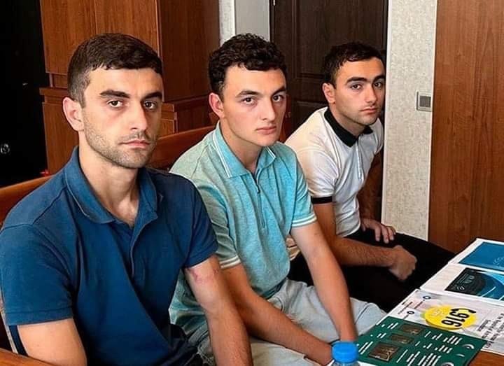 Похищенные и незаконно заключенные в тюрьму Азербайджаном студенты возвращены