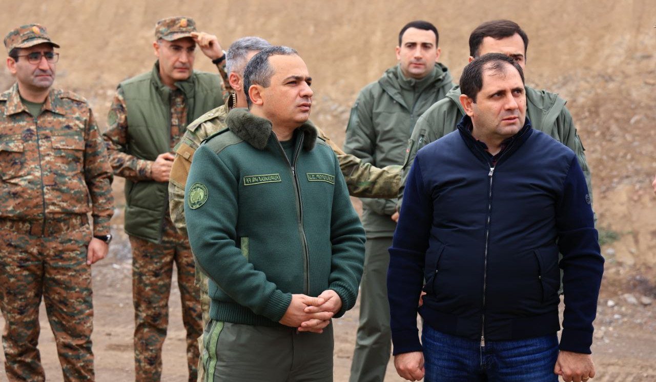 Պապիկյանը ՔԿ նախագահի հետ այցելել է հանրապետության հարավարևելյան սահմանագոտի