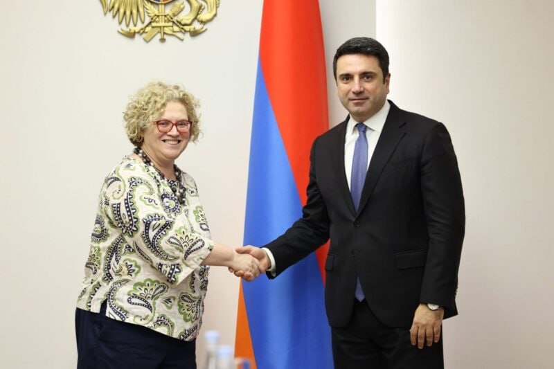 ԱԽ քարտուղարը և Մեծ Բրիտանիայի դեսպանը քննարկել են ռազմավարական գործընկերության հարցեր
