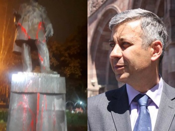 Осуждаем акт вандализма: пресс-секретарь премьера об осквернении памятника Грибоедову 