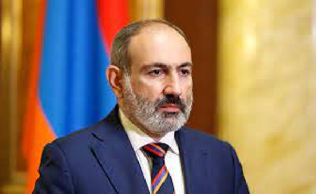 Пашинян: во время интенсивных военных действий не очень уместно говорить о саммите с Баку
