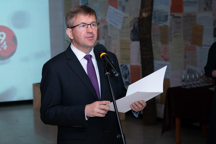 Посол Беларуси в Словакии подал заявление об отставке