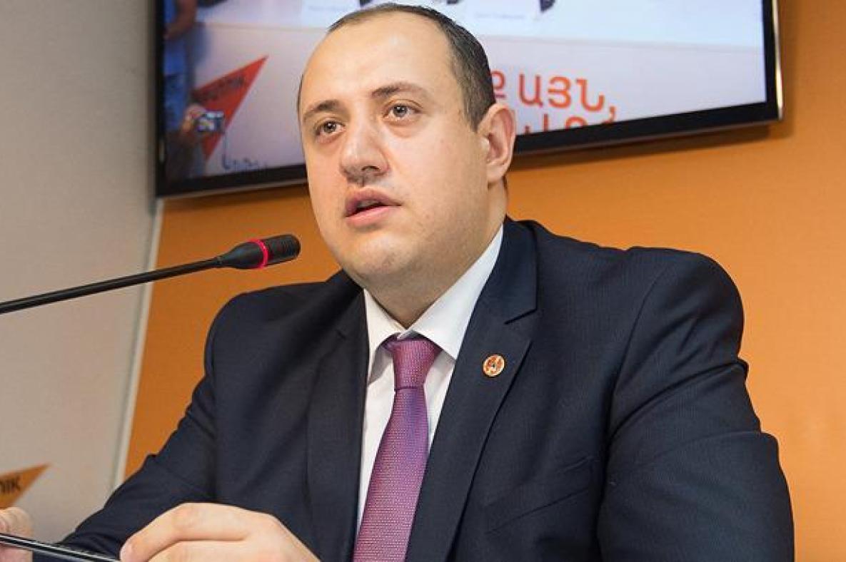 Экс-депутат Мигран Акопян вызван на допрос