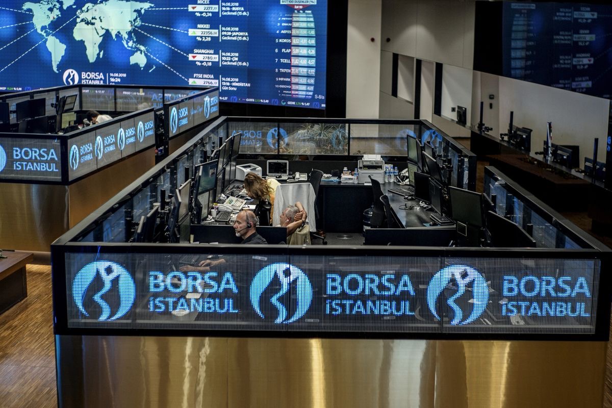  Фондовый рынок Турции трясёт уже вторые сутки после увольнения Эрдоганом главы ЦБ
