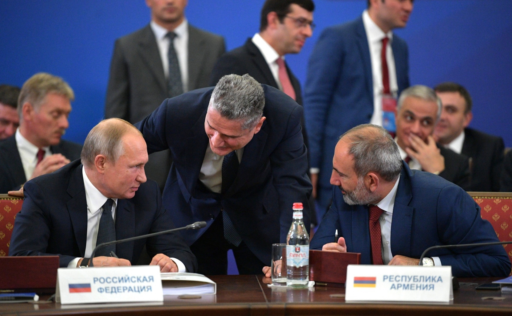 Путин и Пашинян примут участие в VII Восточном экономическом форуме