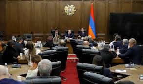 Փաշինյանը ԱԺ-ում կհանդիպի ՔՊ-ականների հետ