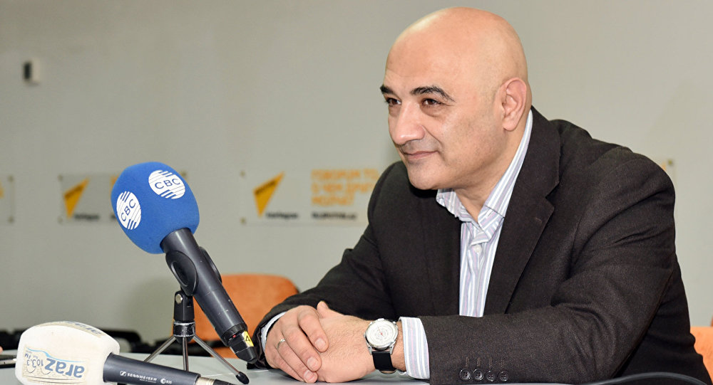 Азербайджанский политолог собрался на войну с Арменией