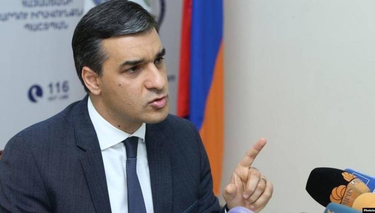 Бывший омбудсмен Армении высказался о правонарушениях полицейских при задержании активиста