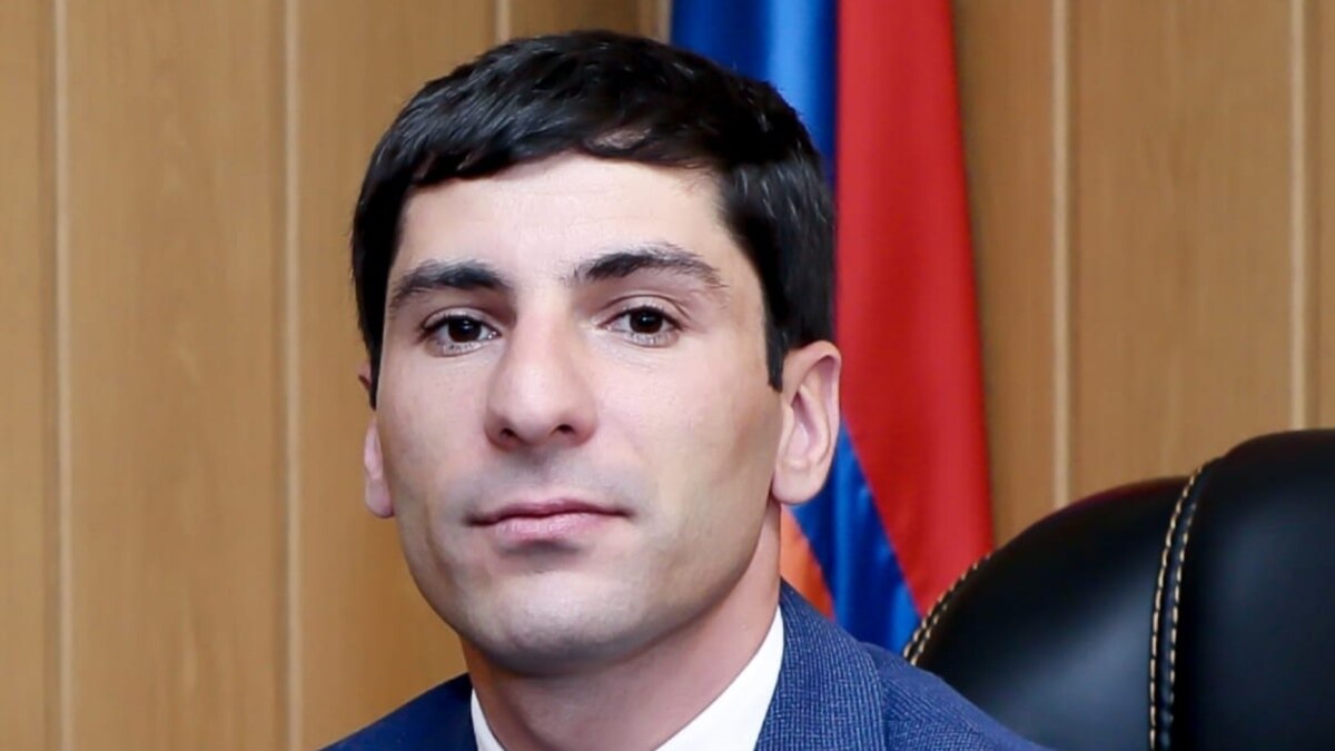 Гарик Саркисян освобожден от должности председателя комитета по управлению госимуществом