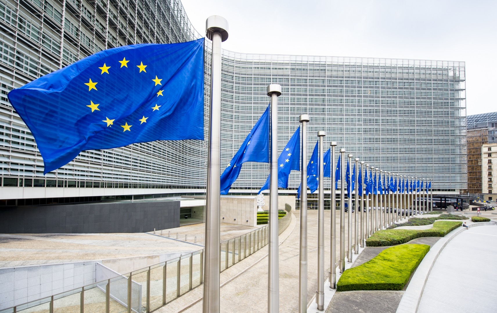ЕК предложила рассматривать обход введенных санкций как преступление на уровне ЕС