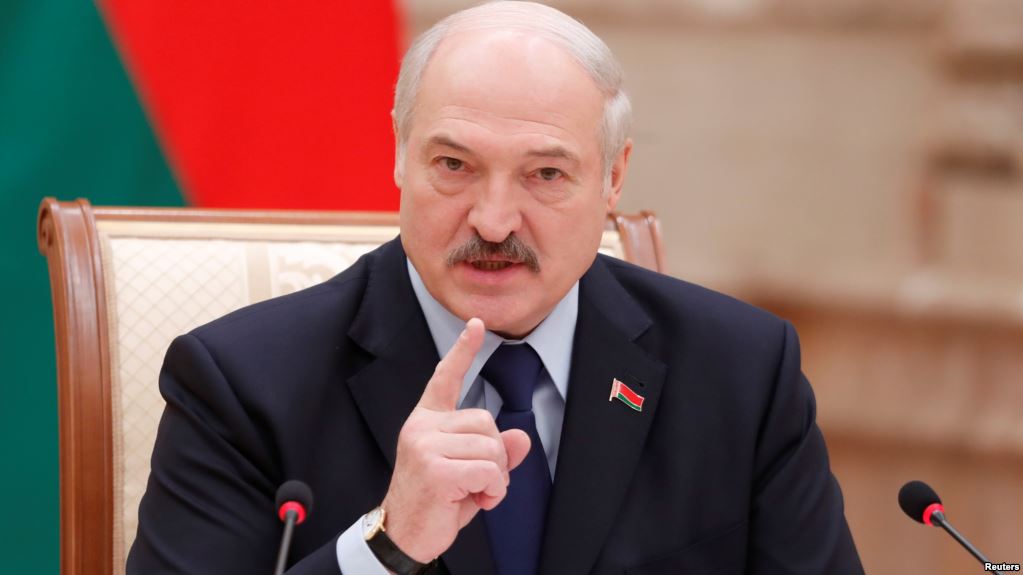 Закрывать глаза на карабахский конфликт нельзя - Лукашенко
