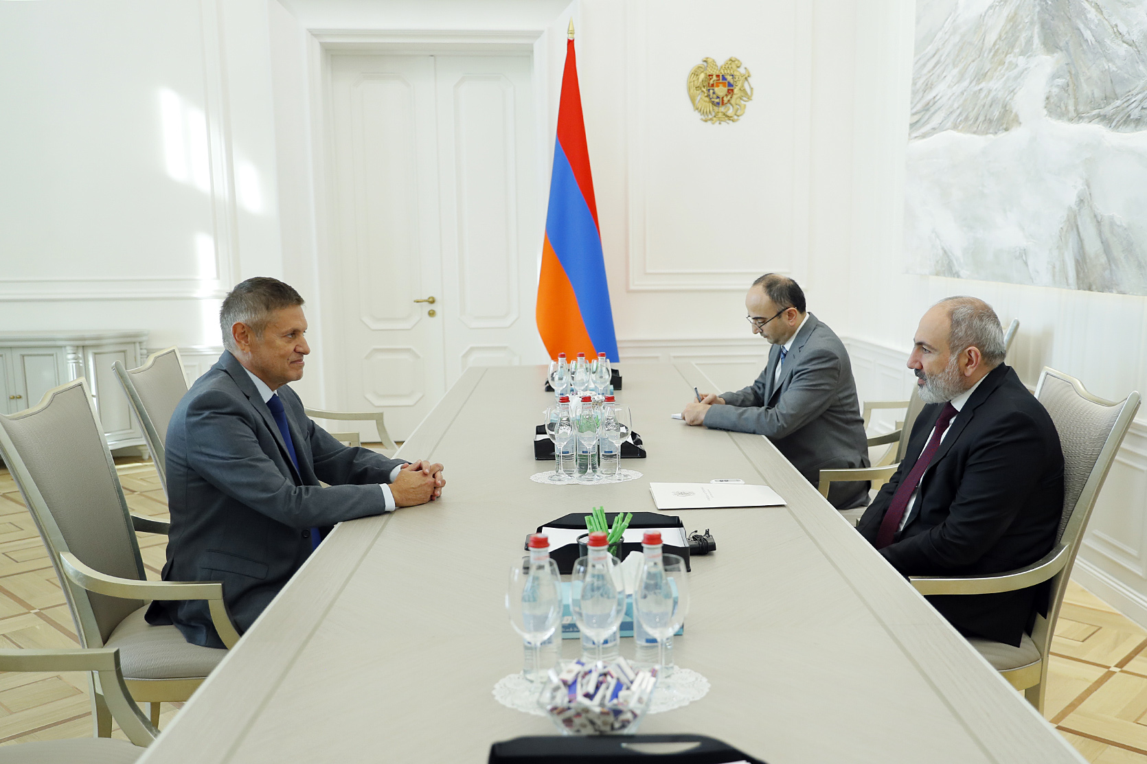 Между Арменией и Грецией налажен политический диалог на высоком уровне - Пашинян 