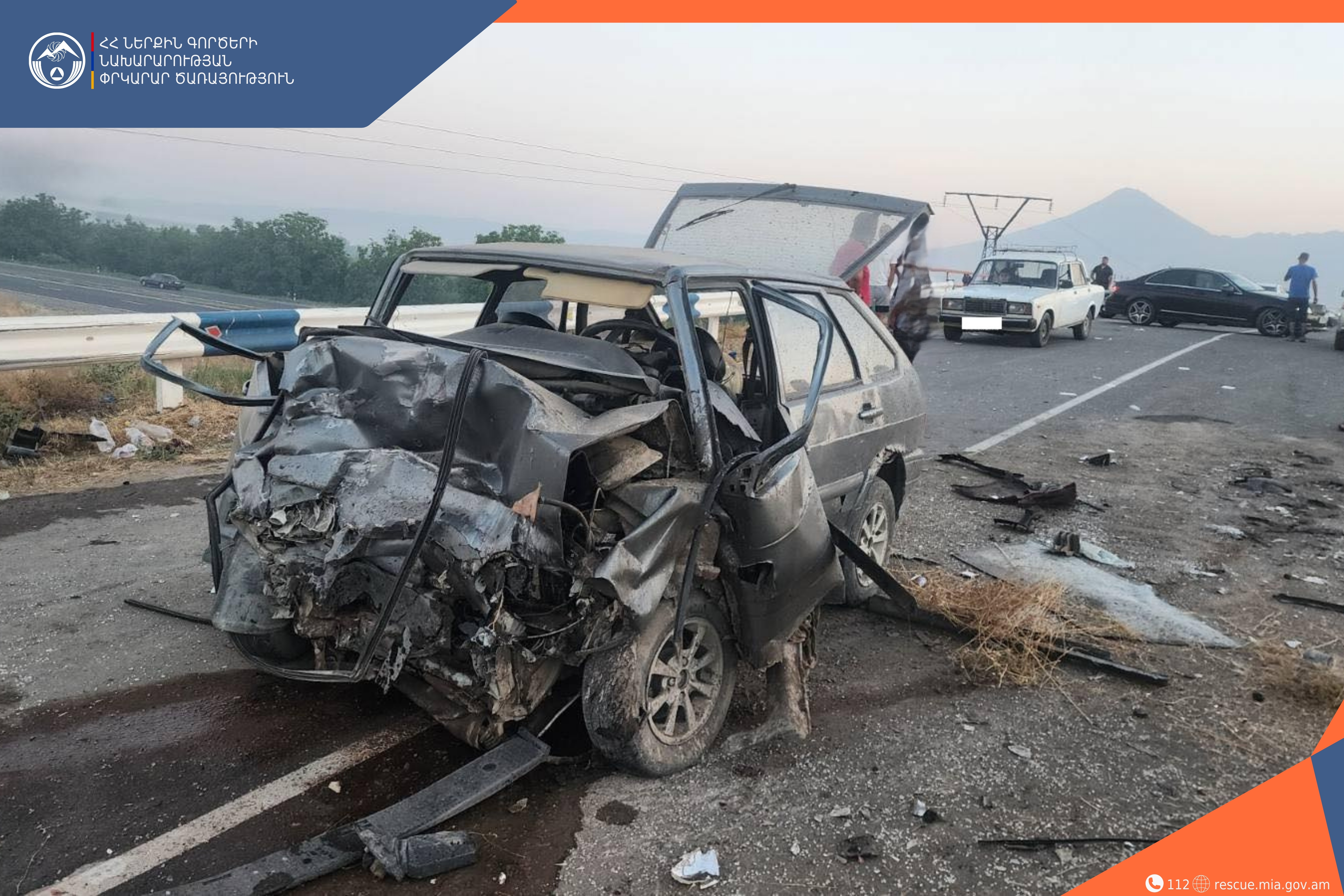 Три человека погибли, четверо пострадали  в ДТП в Армении — МВД РА
