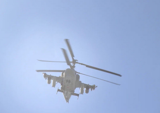 Вертолетчики Ми-8МТВ-5 и Ка-52 ЮВО выполнили разведку по приборам в горах Армении
