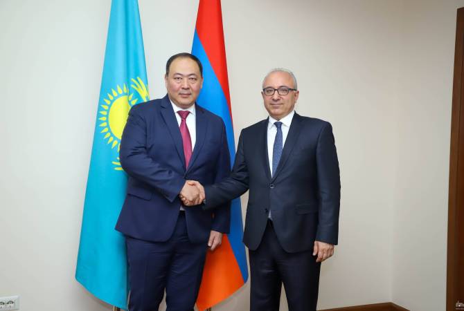 Состоялись консультации между внешнеполитическими ведомствами Армении и Казахстана