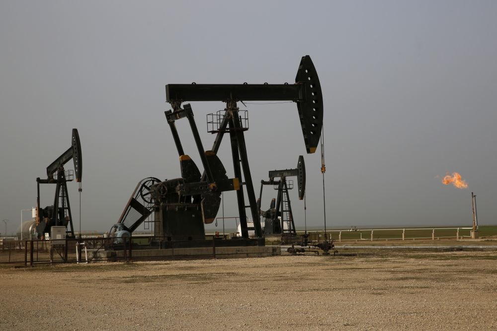 Добычу нефти в Сирии США поручили экс-послу, спецназовцу и работавшему в САР нефтянику
