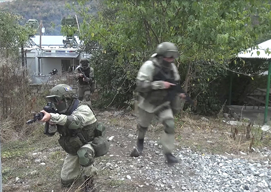 В Карабахе с российскими миротворцами проведена тренировка на всех наблюдательных постах