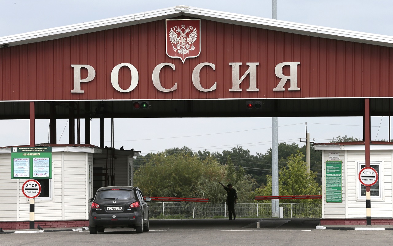 Россия ужесточает правила въезда для иностранцев: что изменится с 30 июня