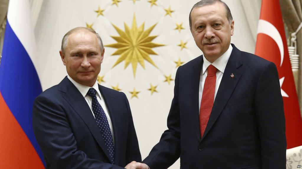 Эксперт: договоренности РФ и Турции по Идлибу позволили сохранить единство Сирии 