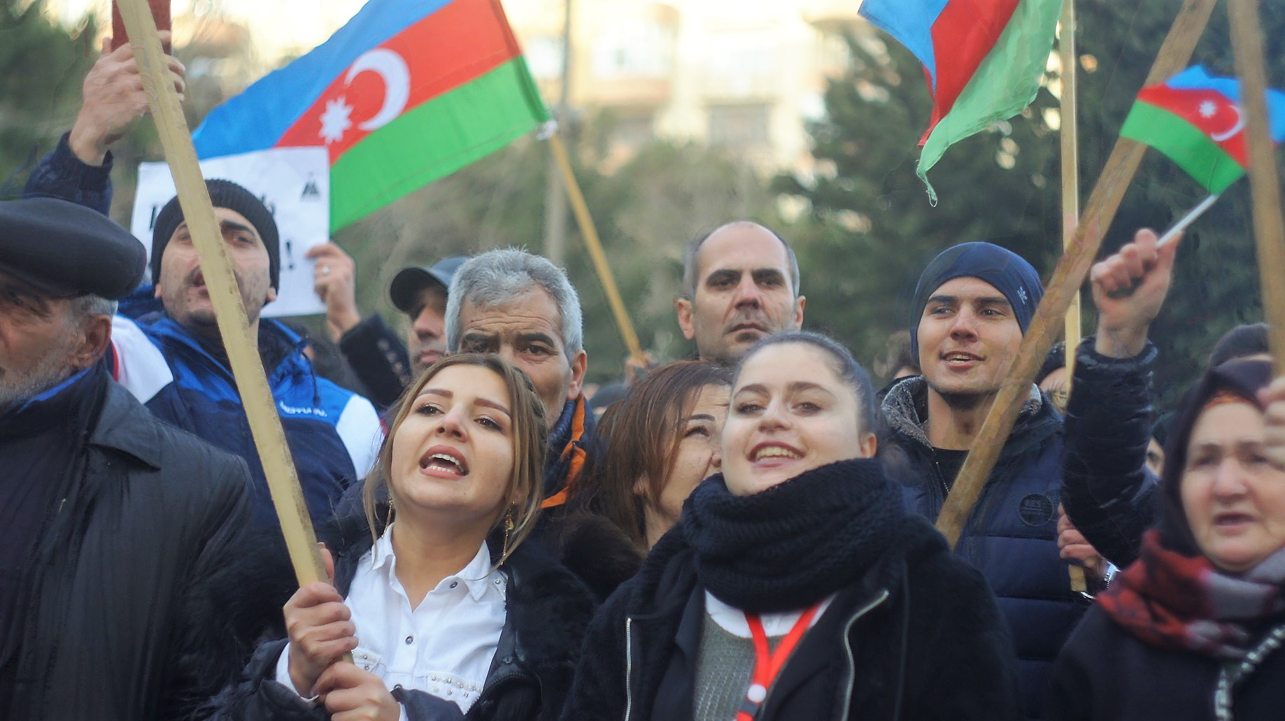 Эксперты: в Азербайджане сохраняется большой разрыв между бедными и богатыми