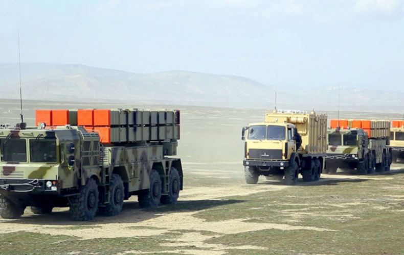 Военные учения в Азербайджане: РСЗО «Полонез» выполнили условные залпы по Карабаху