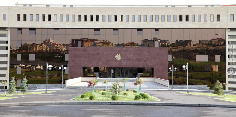 Не было произведено ни одного выстрела: Ереван отреагировал на обвинения Баку в обстреле