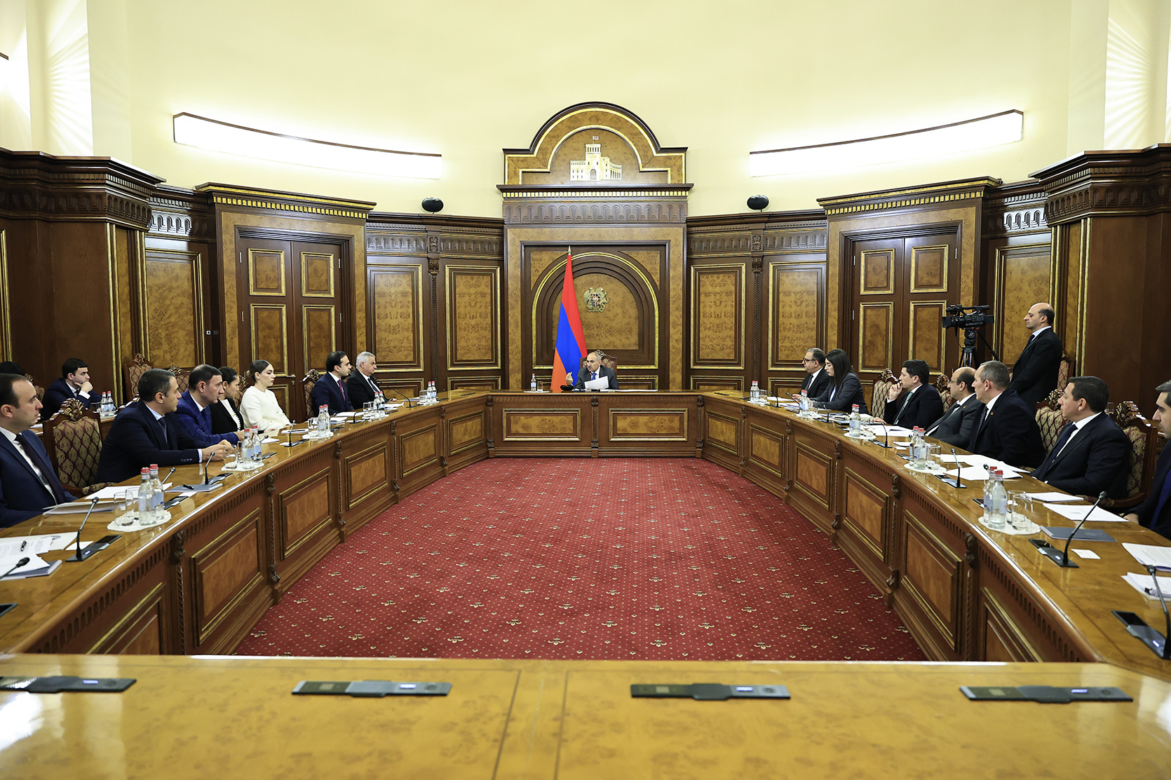 Քննարկվել են Երևանի ՏԻՄ օրենքում փոփոխություններ կատարելու նախագծերը