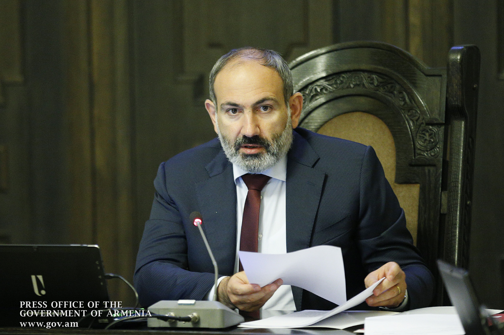 Кабмин утвердил программу среднесрочных государственных расходов Армении на 2020-2022 гг.