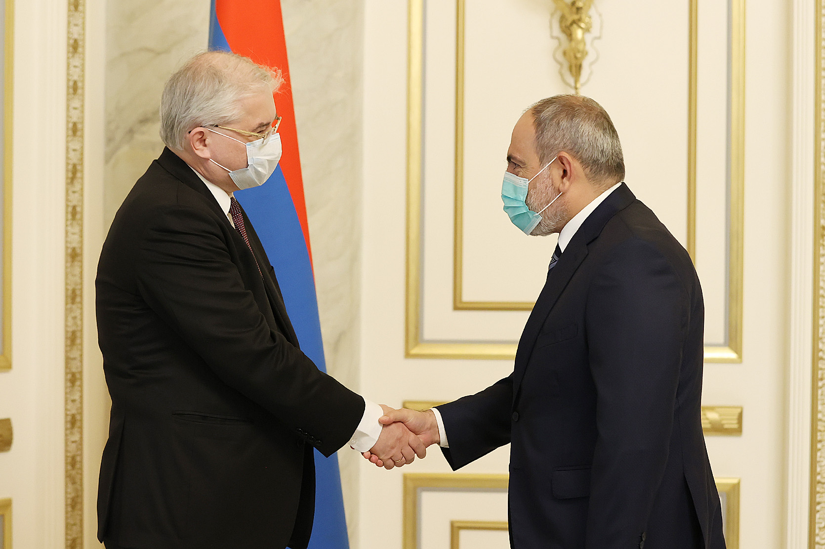 Премьер Армении встретился с российским сопредседателем МГ ОБСЕ