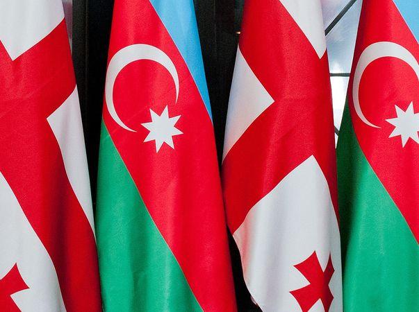 При попытке незаконного перехода из Азербайджана в Грузию задержаны 14 человек