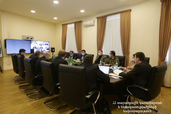 Стали известны подробности заседания трехсторонней подгруппы по Карабаху