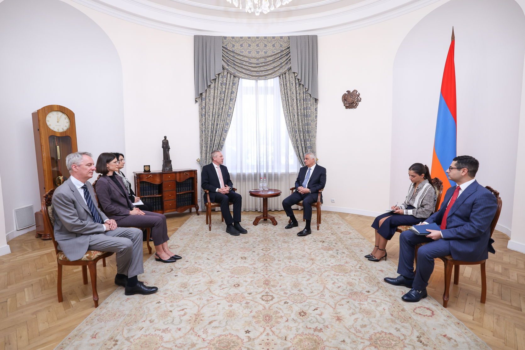 Մհեր Գրիգորյանն ընդունել է ԱՄՀ հայաստանյան առաքելությանը