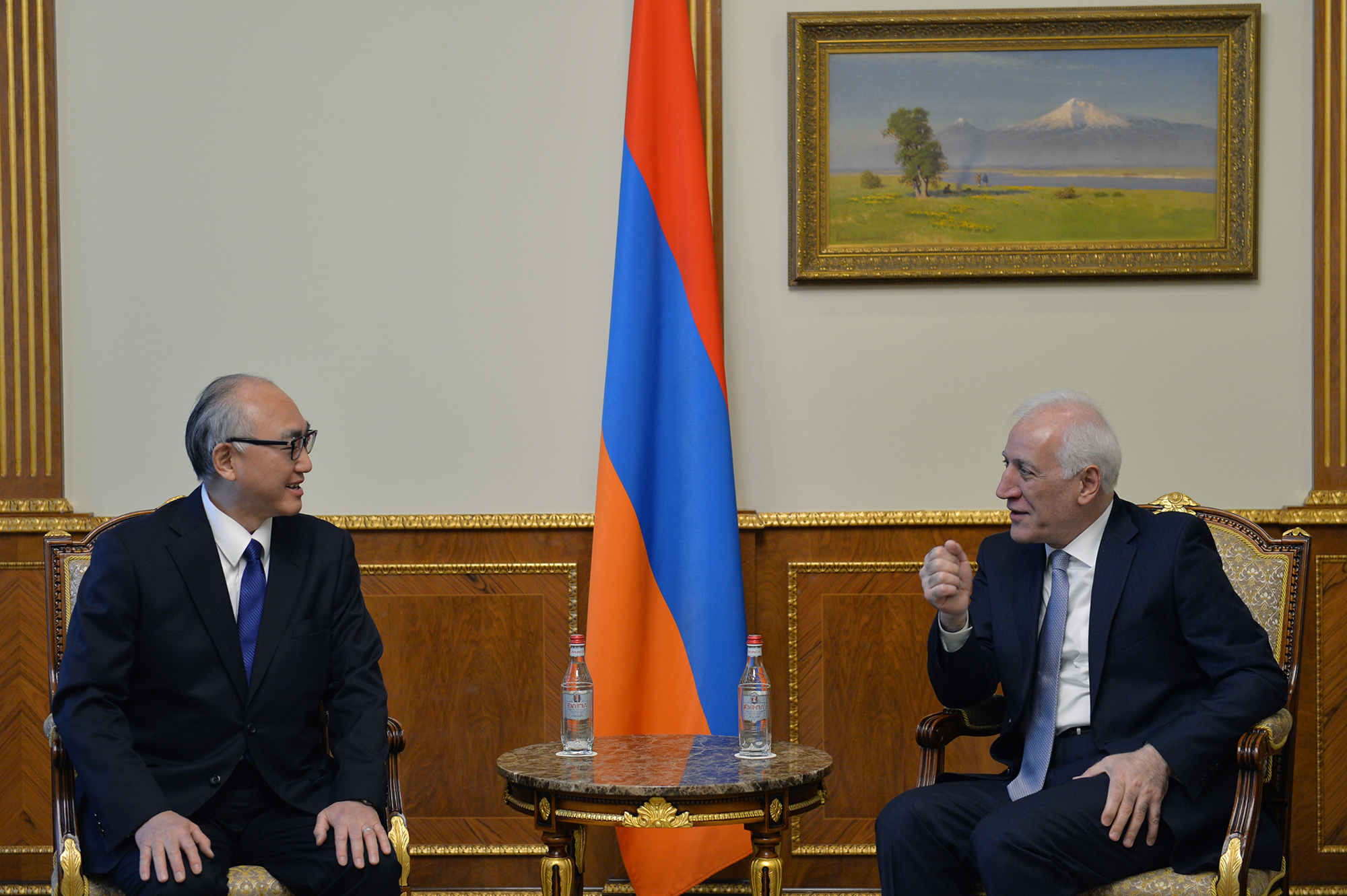 Хачатурян и Масанори обсудили армяно-японскую двустороннюю повестку 