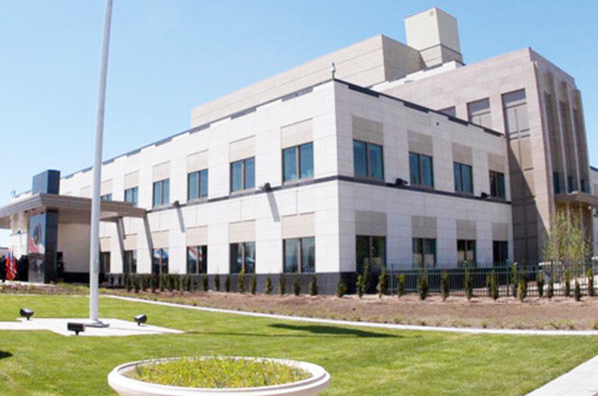 Лачинский коридор должен быть открыт для передвижения: посольство США