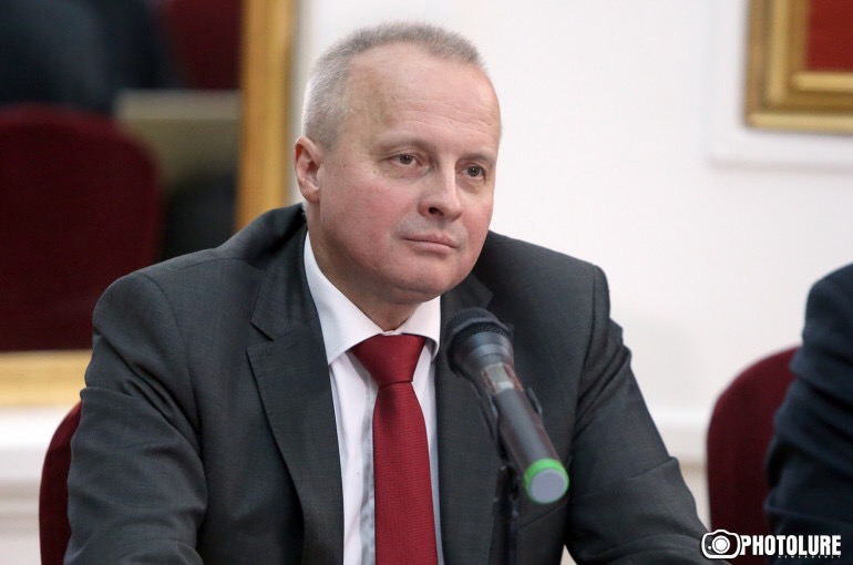 Посол РФ: Вопрос выдачи экс-чиновников находится в правовой плоскости, а не политической