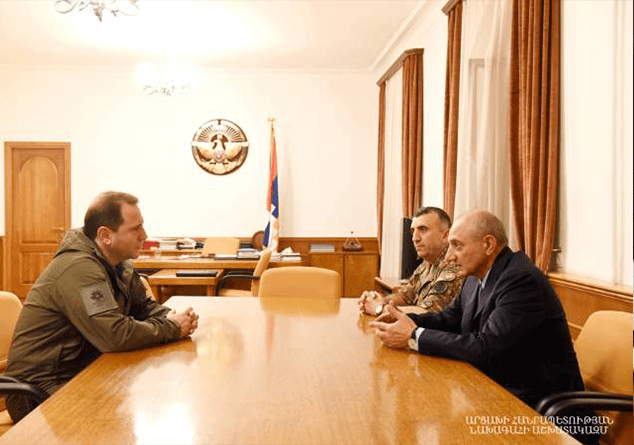 Бако Саакян и Давид Тоноян обсудили сотрудничество двух армянских республик