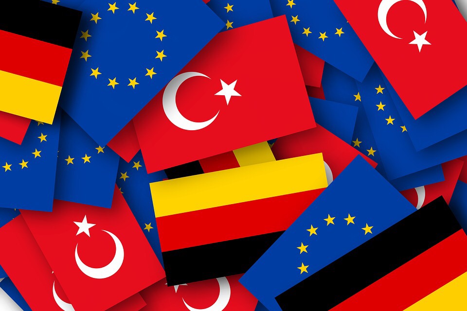 МИД Турции вызвал послов Германии и ЕС из-за обыска турецкого корабля