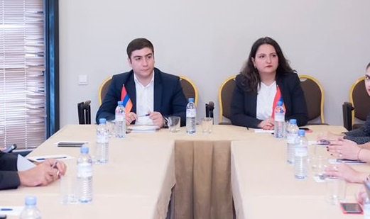 Работу парламента нельзя назвать эффективной и отвечающей духу «новой Армении» - эксперты
