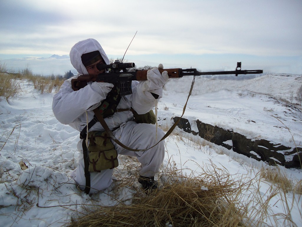 Российские снайперы готовятся к состязаниям с военнослужащими минобороны Армении