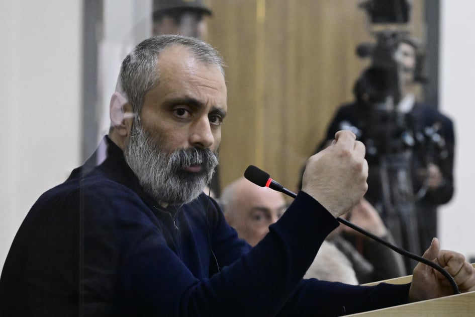 «Նստած ենք, բայց ծնկաչոք չենք». Դավիթ Բաբայանի ձայնային ուղերձը ադրբեջանական բանտից